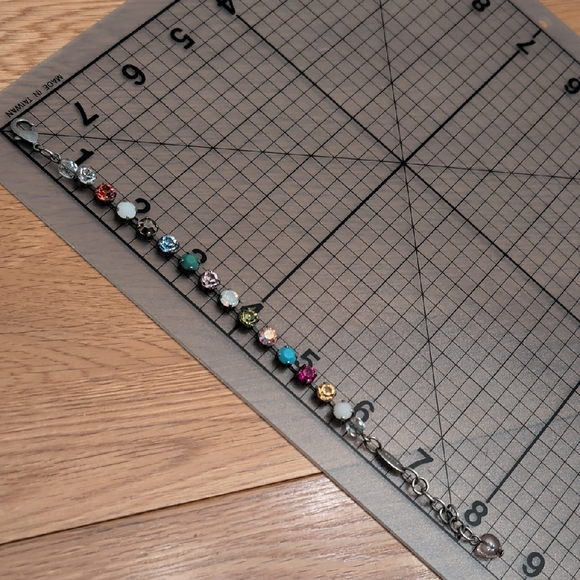 Sabika Colorful Crystal Bracelet - Picture 4 of 7